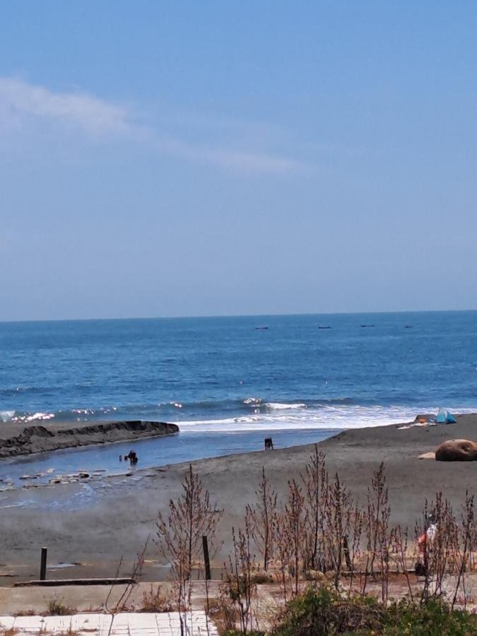 Arena Y Sol *